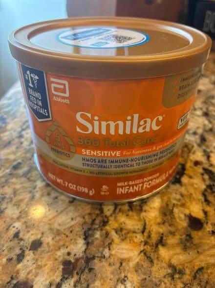 Photo of free 7oz Similac Sensitive baby formula (Conshohocken) #1