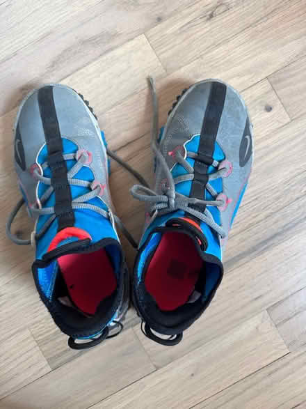 Photo of free Boys baseball shoes (Flatiron) #1