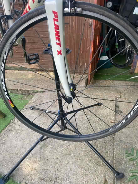 Photo of Mavic aksium rear wheel (SG8) #2
