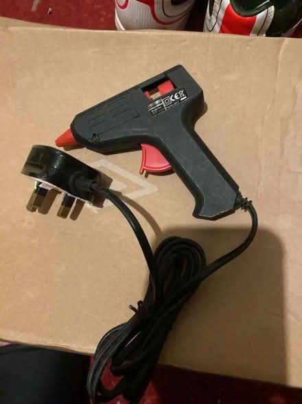 Photo of free Hot glue gun (Beaumont LA1) #1