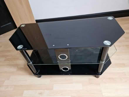 Photo of free TV Glass Stand (Bedminster BS3) #2