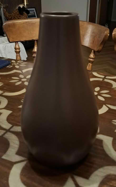 Photo of free Vase (Boughton Monchelsea ME17) #1