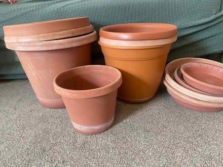 Photo of free Plastic Planter Pots (Petherton Green N5) #1