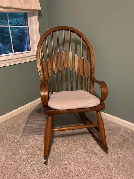 Photo of free Rocking Chair (East side of Columbia) #1