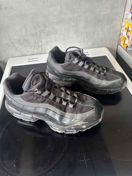 Photo of free NIKE AIR MAX UK Size 8 Trainers (Kingswood) #2