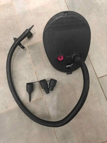 Photo of free Foot pump (Northolt) #2