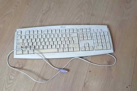 Photo of free Old Computer Keyboard (Great Billing) #1