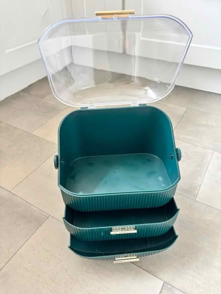 Photo of free Beauty product organiser (Lytham FY8 4QB) #1