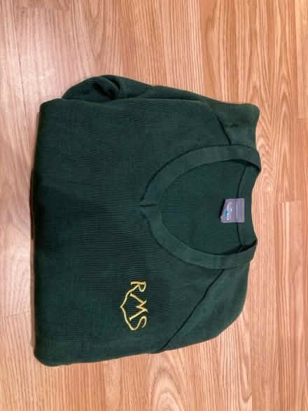 Photo of Robert May’s Jumper (Chineham RG24) #1