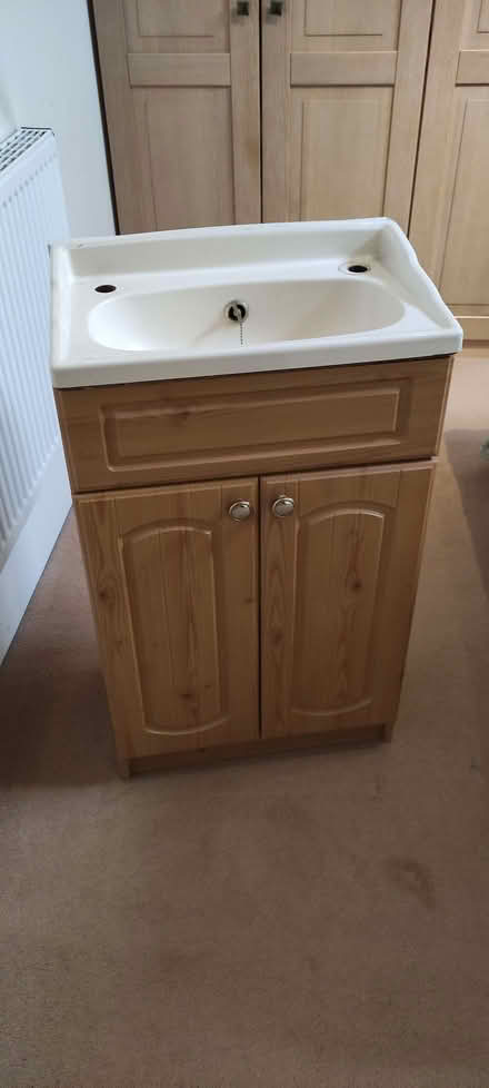Photo of free Sink with Cabinet (South Croydon CR2) #1