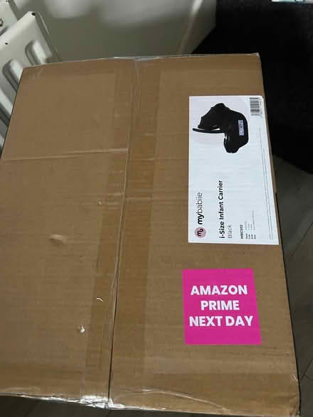 Photo of free Car Seat brand new (NW10) #3