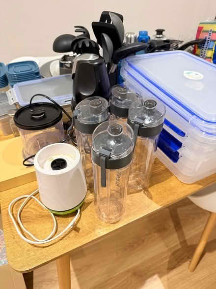 Photo of free Kitchen Bundle + Utensils (Tuffnel Park N19) #3