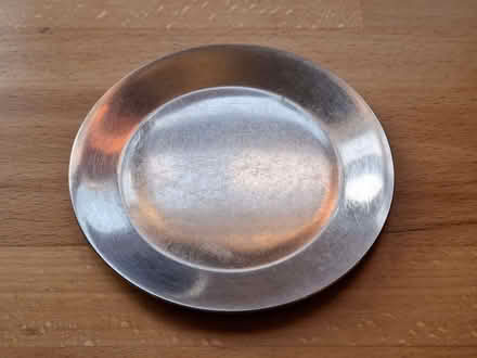 Photo of free stainless steel flat dish (Ballyhenry BT36) #1