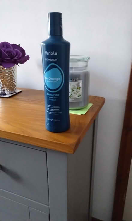 Photo of free Fanola extra care no orange shampoo (Withernsea east riding) #2