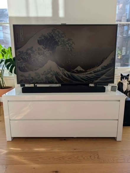Photo of free TV unit (furniture) (Lauriston EH3) #1