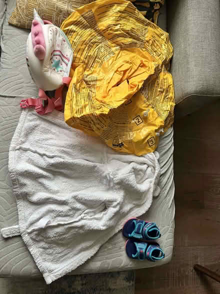 Photo of free baby and toddler clothes and items (Grove Park SE9) #1