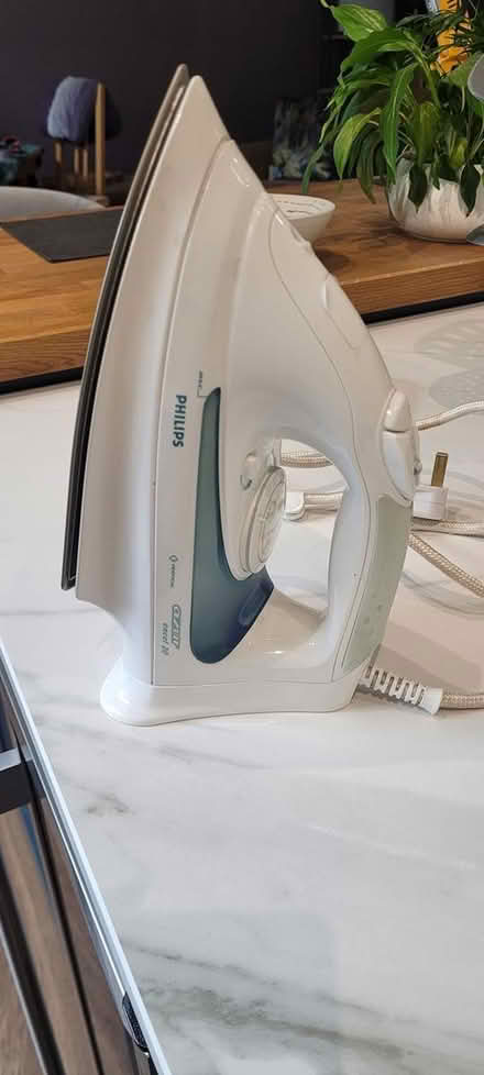 Photo of free Steam Iron (Cameron Toll, EH16) #1