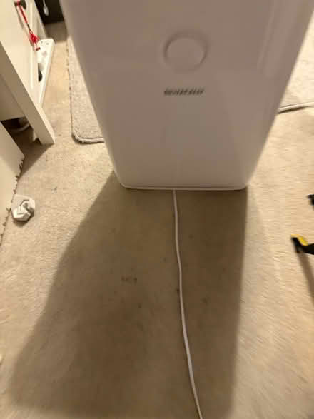 Photo of free Working Air purifier (Richmond Kew road) #2