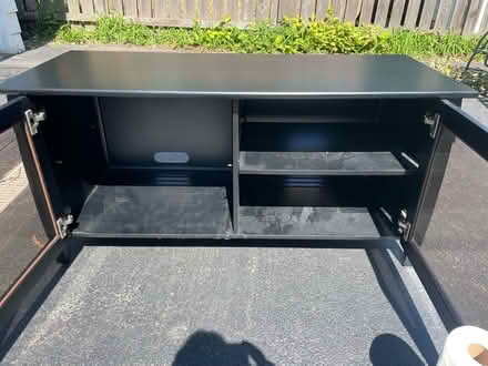 Photo of free TV Stand (Hawthorne and Pleasant) #2