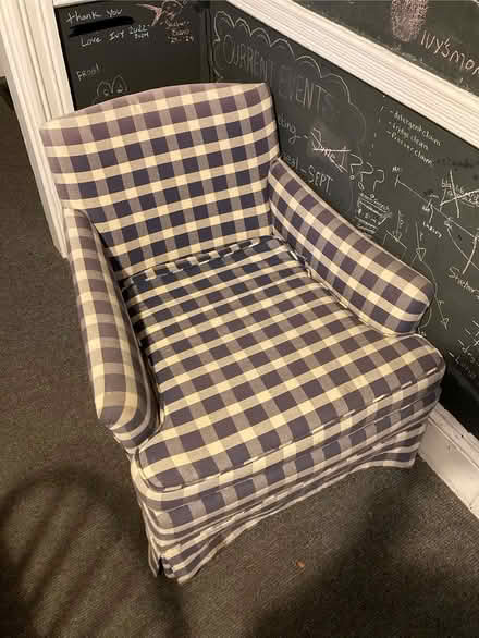 Photo of free Reading Chair (Union Square by market basket) #2