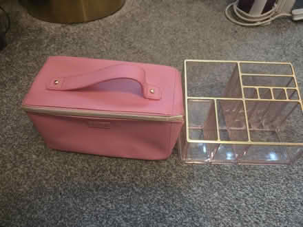 Photo of free Makeup bag and organiser (Tulse Hill SE24) #2