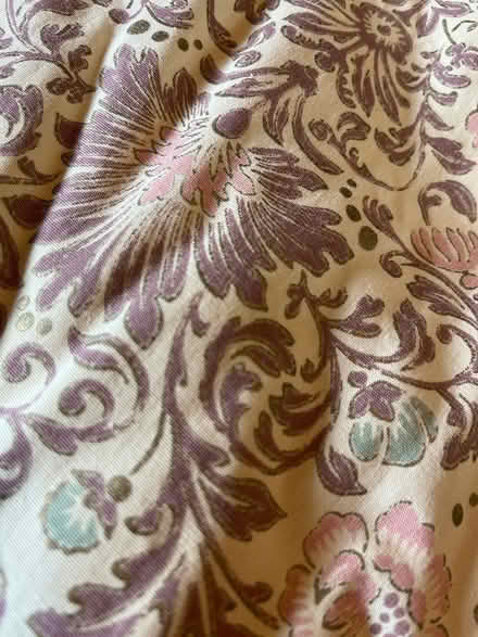 Photo of free Vintage twin dust ruffle (Oradell) #1