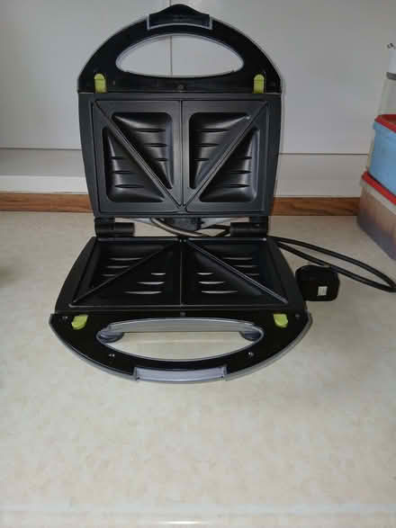 Photo of free Sandwich Toaster (North Ascot SL5) #1