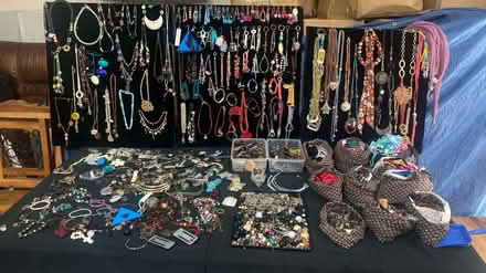 Photo of broken jewellery (Bowes Park N13) #2