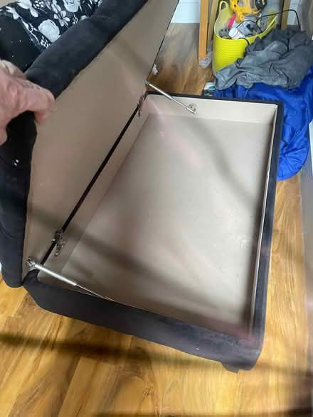 Photo of free 2 seater chair and storage (Grantham Lincolnshire NG31) #4