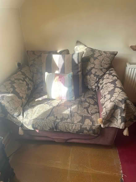 Photo of free Settee (Wr2) #2