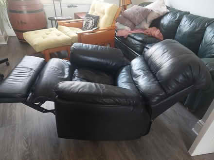 Photo of free Leather Arm Chair (W6, Hammersmith and Fulham) #2