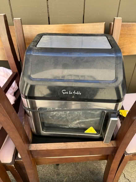 Photo of free Wood chairs w upholstered seats (Valencia Avenue, Sunnyvale) #2