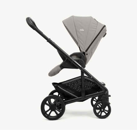 Photo of Parent facing pushchair (Islington) #1
