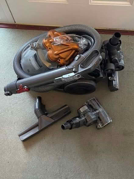 Photo of free Dyson vacuum cleaner (Littleover DE23) #1