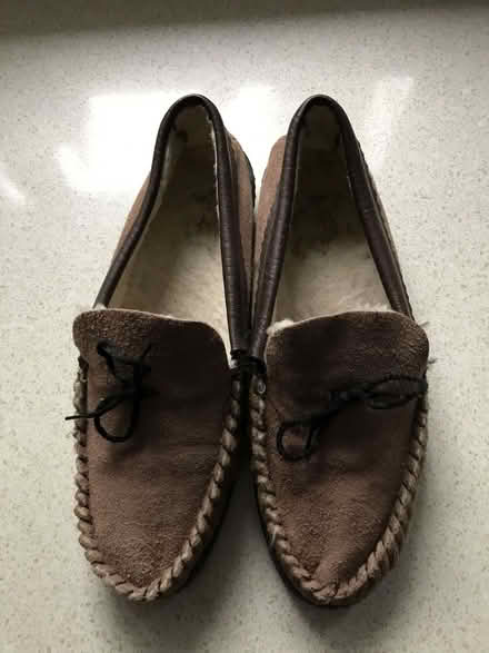 Photo of free Gents Slippers/Lightweight Shoes (Minster Lovell OX29) #1