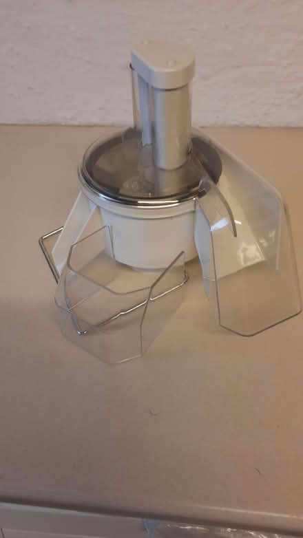 Photo of free Juicer to fit a Kenwood A901 food mixer (Hazlemere HP15) #3