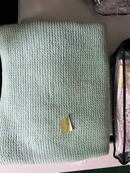 Photo of free Green blanket (Abraham Heights LA1) #1