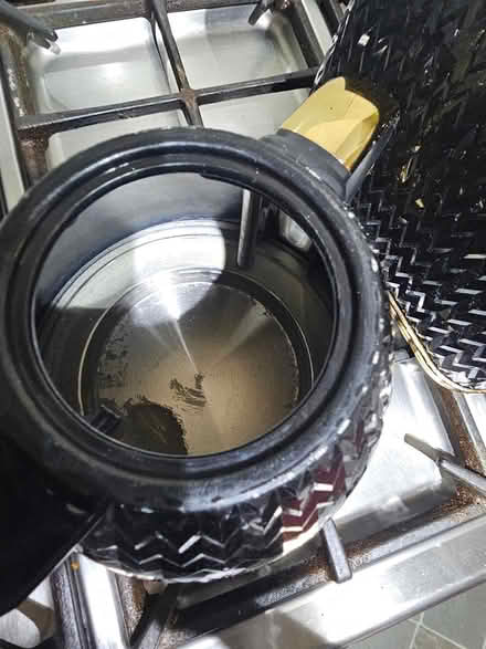 Photo of free Swan Kette and toaster (Burton-upon-Trent) #4