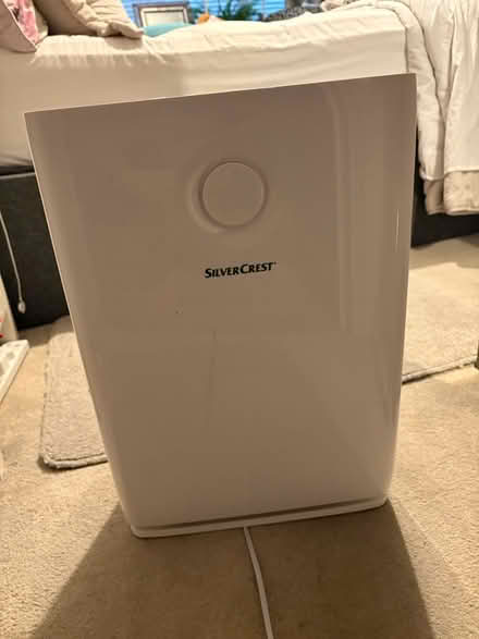 Photo of free Working Air purifier (Richmond Kew road) #1