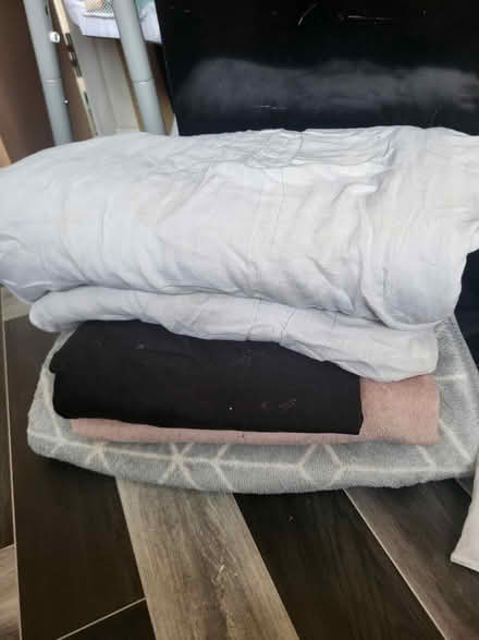 Photo of free Old quilt & blankets (Bramley LS13) #1