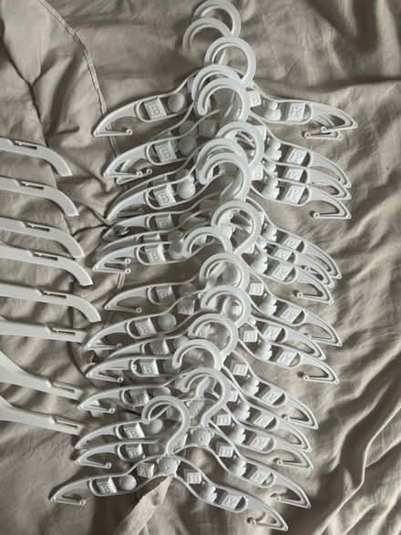 Photo of free 16 kids hangers (Croydon) #1