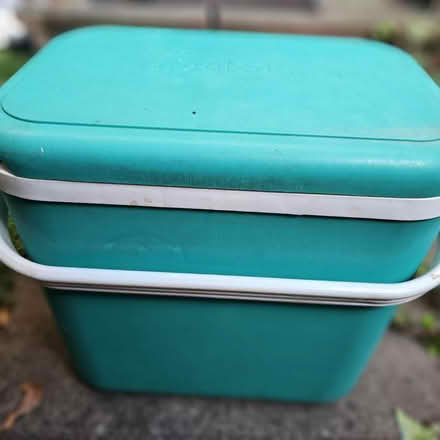 Photo of free Large cool box (W10 - Ladbroke Grove) #1