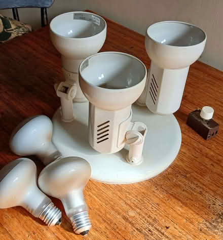 Photo of free Light unit (Pont-dôl-goch SY17) #1