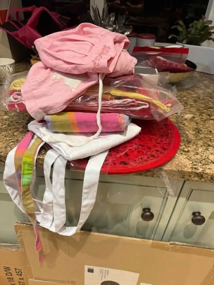 Photo of free Dining Table accessories (Belsize Park NW3) #1