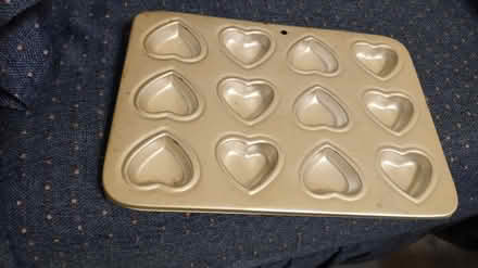 Photo of free Mini heart pan (Allen) #1