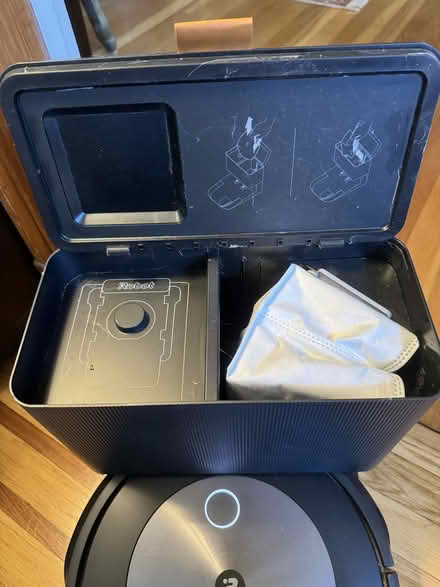 Photo of free Roomba Model J7 Working (Lexington center) #2