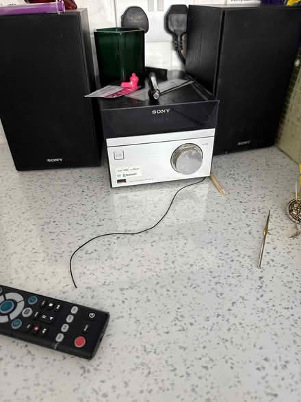 Photo of free Sony radio/cd/bluetooth and remote (Rathfarnham) #1