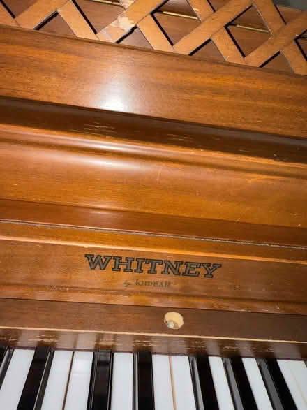 Photo of free Kimball Whitney piano (Midway) #3