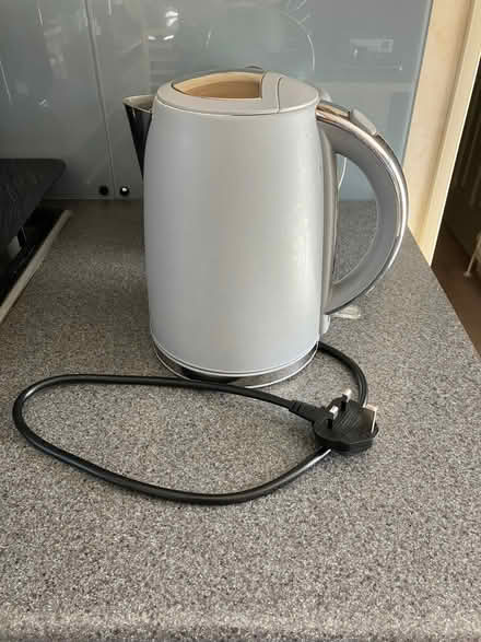 Photo of free Electric Kettle (Gwespyr CH8) #1