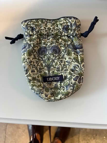 Photo of free pretty pouch (Prospect and DeAnza) #1